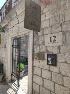 Studios Kadena Trogir - 18th century stone house - Trogir - 1