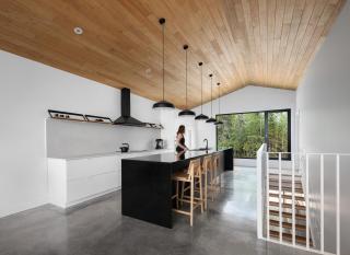 Luxurious Chalet with Pool, Sauna, Spa & Amazing View - 4
