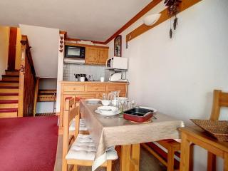 Studio duplex lumineux, départ et retour ski aux pieds, balcon ensoleillé, idéal pour 4 pers. - FR-1-344-257 - 3
