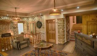Hotel Bujtina Bicolli - Korçë - 4