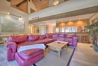 Wraparound Deck and Pool Access Truckee Cabin - Truckee - 7