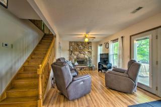 Lakefront Rocky Mount Retreat with Swim Dock! - Rocky Mount - 7