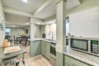 Dog-Friendly Galveston Home 1 Mi to Seawall - Galveston - 1