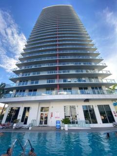 BeachWalk 1B-1B Apmt Amazing View 12A - Hallandale Beach - 8