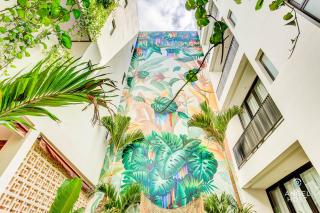 Chic Condotel with Roof Pool 10-Min Walk to Beach - 1