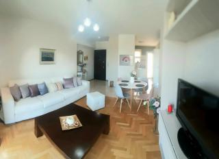King George Sqr apt - Kalamata - 8