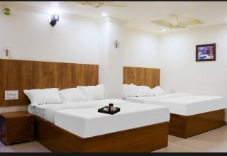 Hotel Menaka - Vijayawāda - 9