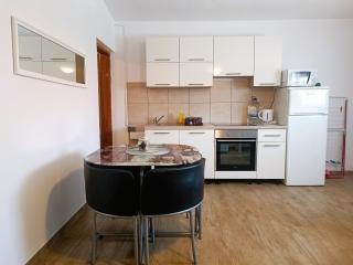 Apartments Babic 50 meters from the beach - 5