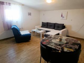 Apartments Babic 50 meters from the beach - Vir - 1