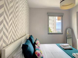 Alameda Apartment by LovelyStay - Funchal - 6