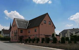 Landgasthof Niebler - Adelsdorf - 0