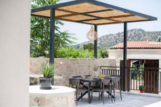 Dodo's Residence, heated pool & jacuzzi! - Melidhónion - 9