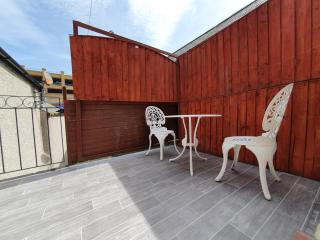 One Bed Apartment With Sofa Bed - Llandudno - 3