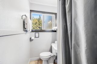 Mount Ellinor, Room 11 at Mount Walker Inn - Quilcene - 1