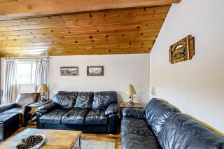 Lakefront Retreat - Bass Lake - 9