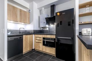 King Size Bed - Free Private Parking - Garden & Terrace - 14min from DisneyLand - Ferrières-en-Brie - 1
