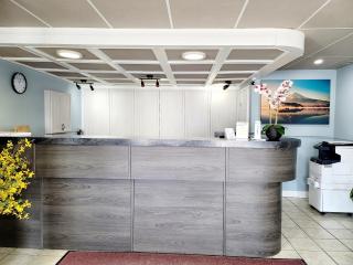Canadian Motor Inn - Grande Prairie - 4