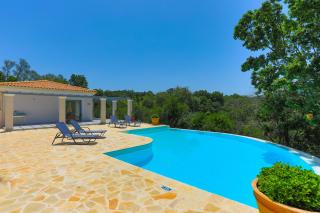 Brand New Villa Loki with Large infinity pool WiFi and Sea Views - Agnítsini - 6