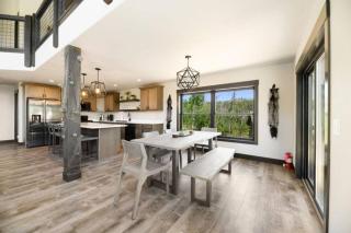 24 KARAT Lodge at Terry Peak - Lead - 2