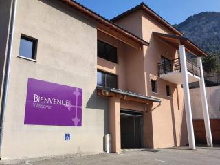 Studio cosy pour 4 personnes avec terrasse, piscine et parking - Résidence Château des Magnans, Jausiers - FR-1-165B-35 - Jausiers - 4