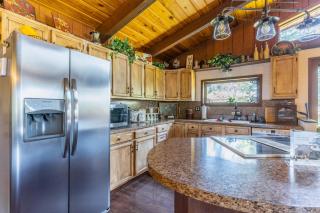 Hilltop Hideaway - 1
