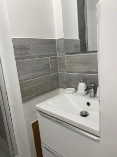 Beau studio dans résidence calme avec parking gratuit - Aix-en-Provence - 1