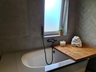 Superior Luxury 4 stars Vorgesetzter 4 sterne apartments and comfortable 3 stars apartments 150m to sea, to Sandy and Pebble beach - 2