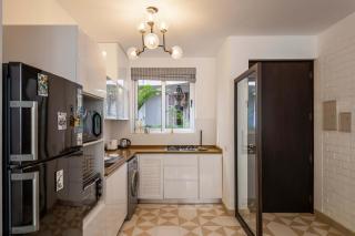 El Arbol Apartments - Rooftop pool-Near Candolim-Wifi-24 hour Security - 3