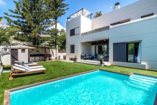 VACATION MARBELLA I Villa Riviera Del Sol, Private Pool, Jacuzzi, Walking Distance to the Beach - Málaga - 9