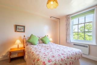 Honeypot Cottage - Ipswich - 9