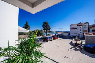 Apartment Isabela Prague with beach front - Zadar - 5