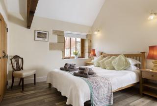 Nellies Barn - 5