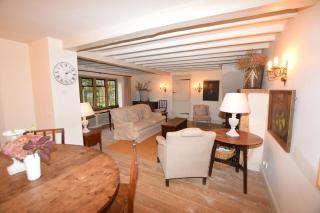 Apple Cottage - 1