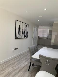 A G2 luxury home that sleeps up to 4 guests - Basildon - 7