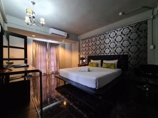 The 8 Factory Hotel Phitsanulok - Phitsanulok - 1
