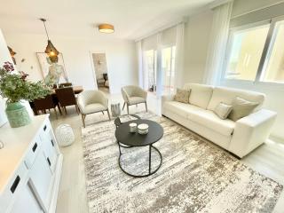 Modern 2BR Apartement with sea views in very center of Marbella - Marbella - 3
