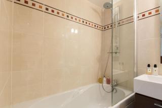 Luxury 3 pièce Garden Apartment in Cannes Marina - 1