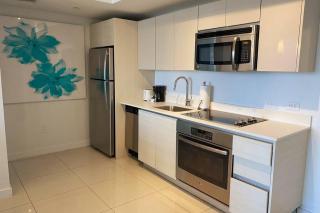 Amazing 1B-1B Apartment With Amazing View! 28A - Hallandale Beach - 2