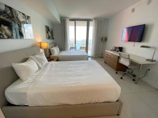 Amazing Studio Apmt 2 Full Beds Amazing view 28B - Hallandale Beach - 2