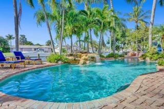 Waterfront Pool Dream Vacation - Pompano Beach - 0