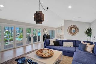 Waterfront Pool Dream Vacation - Pompano Beach - 3