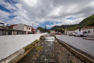 Aurora House - Mosteiros - 1
