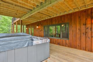 Highlands Retreat the Perfect Cabin for your relaxing experience - Mineral Bluff - 1
