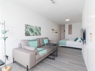 Luxury Suite Over The Beach - 8