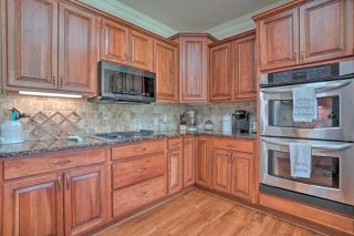 Beautiful Hiawassee Home with Mountain Views! - Hiawassee - 4