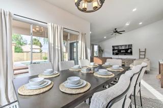 Beautiful Chandler Escape with Putting Green and Pool! - Chandler - 1