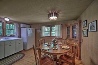 Historic Mountain Cabin Grill and Hiking Trail! - Bryson City - 1