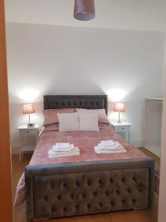 Annie's House with Thermal Health Spa - 1
