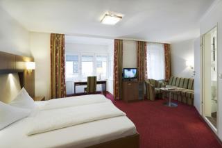 Hotel Goldener Löwe - Kufstein - 6