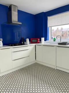 2 BED WEST END APARTMENT. - 3